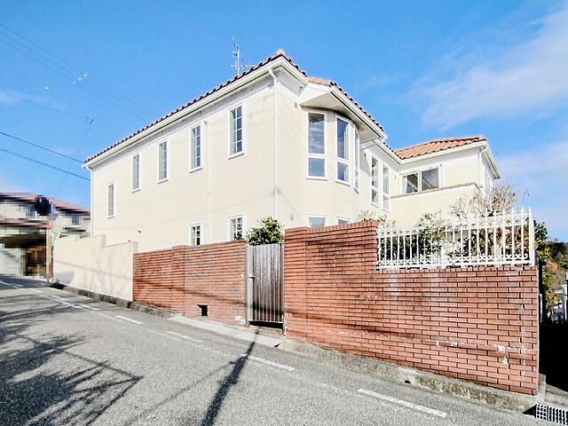 外観 宝塚市泉ガ丘