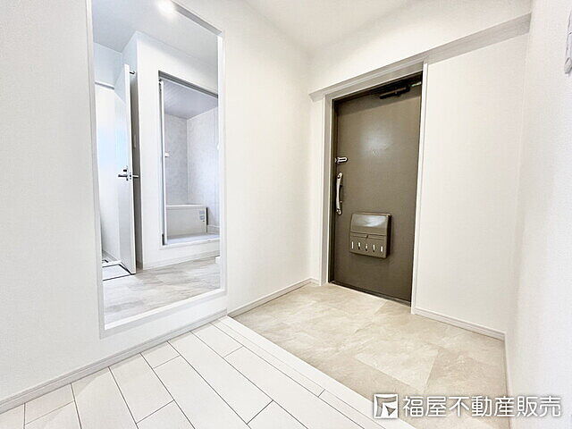 玄関 Ｃマンション1号棟 2階/-