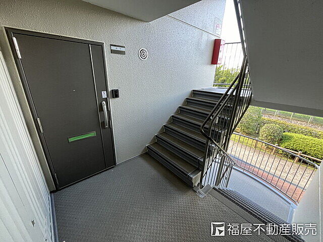 エントランス Ｃマンション1号棟 2階/-