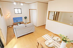 リビング/ダイニングの画像