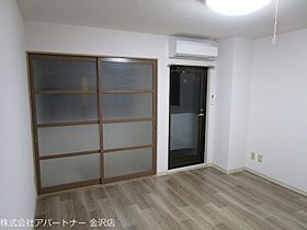 シルクハット 301 ｜ 石川県金沢市東力４丁目38-1（賃貸アパート1K・3階・26.75㎡） その5