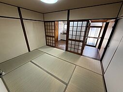 居間