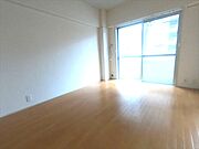 DK横の洋室6帖