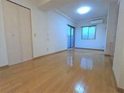 ゆったり洋室16帖