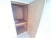 洋室6帖の収納