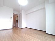 明るい洋室