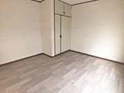 洋室7.5帖