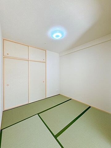 寝室 アルファステイツ西町 4階/-