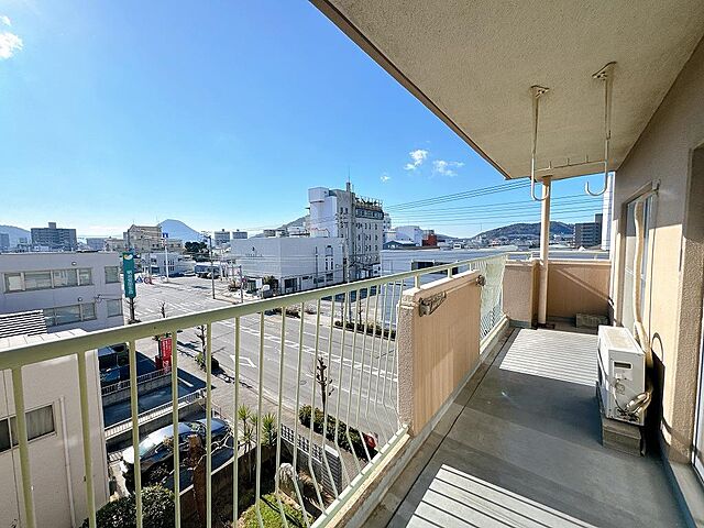 バルコニー 久米町マンション 4階/-