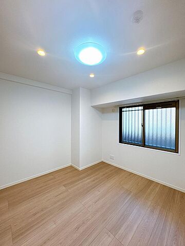 寝室 ロイヤルガーデンプラザ宇多津駅前壱番館 2階/-