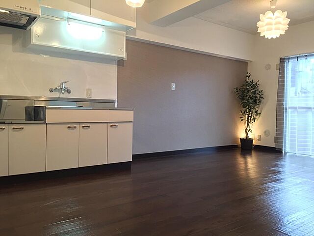 リビング/ダイニング 瓦町マンション 4階/-