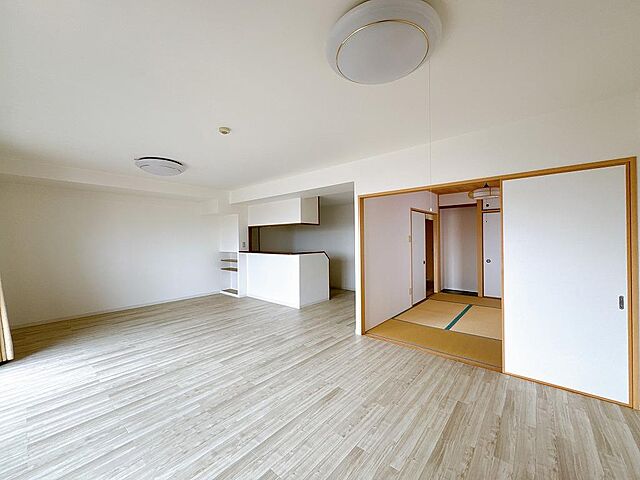 リビング/ダイニング オレンジハイツ丸亀 3階/-