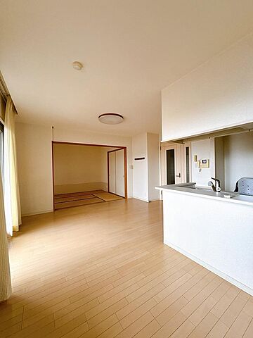 リビング/ダイニング ダイアパレス木太３区 3階/-