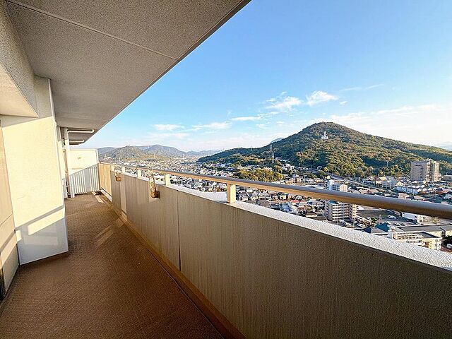 バルコニー ツインタワー瀬戸大橋タワー３１ 23階/-