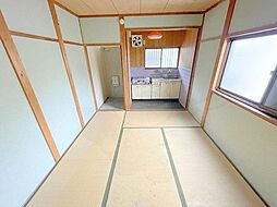 居間