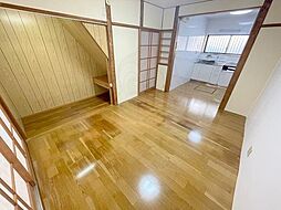 居間