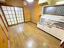 居間