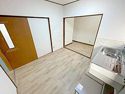 居間