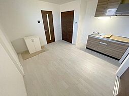 1er Camellia 1階1LDKのリビング/ダイニング