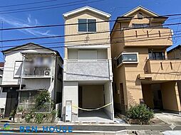 高津区久末 南向きバルコニ−で採光たっぷり3階建て邸宅