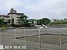 周辺：川崎市立長尾小学校 徒歩8分。教育施設が近くに整った、子育て世帯も安心の住環境です。 620m