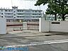 周辺：川崎市立南大師中学校 徒歩3分。 230m