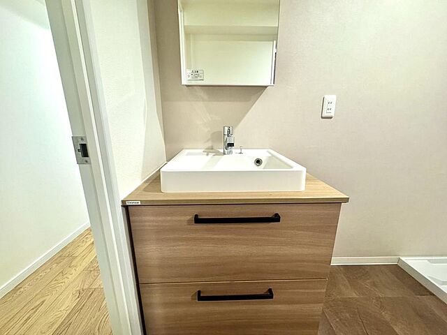 洗面 カーサ三鷹 1階/-