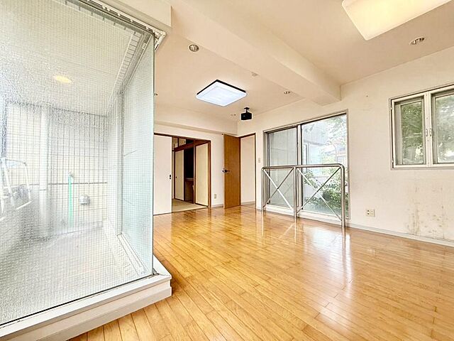 リビング/ダイニング ブライトコート国立 2階/-