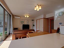 居間