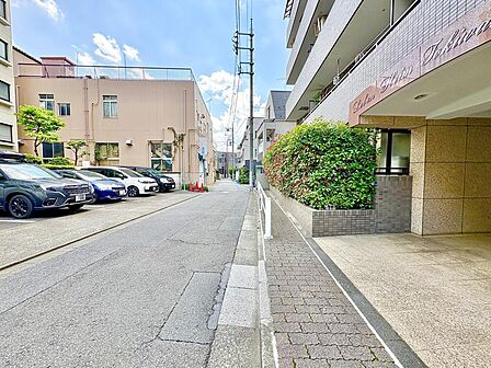 周辺の買い物施設、教育施設などの情報もご案内させていただきます。