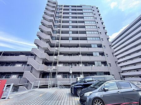 駐車場があるため、お車を保有しているご家庭も安心です。