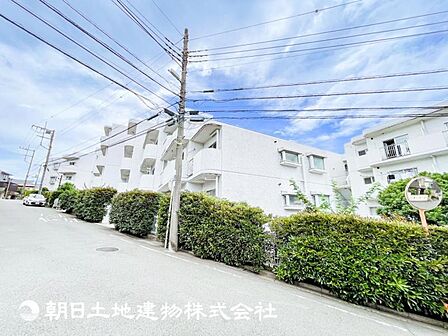 【外観写真】時間のゆとりと空間、暖かな陽光がもたらす光と風を独占してください。