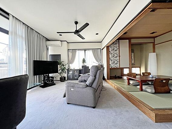 小上がり和室で...