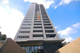 大阪府大阪市中央区馬場町1番8号（賃貸マンション1K・2階・30.87㎡） その1