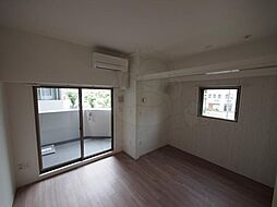 Osaka Metro四つ橋線 大国町駅 徒歩6分の賃貸マンション 7階1LDKのリビング/ダイニング