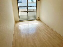 阪急神戸本線 塚口駅 徒歩13分の賃貸マンション 2階ワンルームのリビング/ダイニング