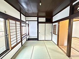 居間