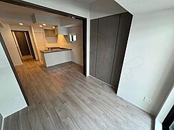 JR東西線 北新地駅 徒歩3分の賃貸マンション 2階1LDKのリビング/ダイニング