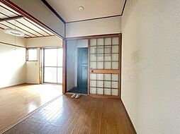 居間