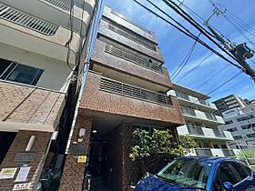 沢ビル  ｜ 大阪府大阪市天王寺区六万体町（賃貸マンション1LDK・4階・45.00㎡） その1