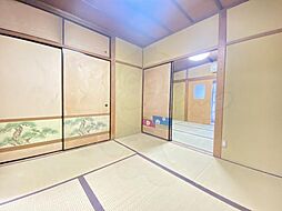 居間