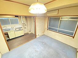 居間
