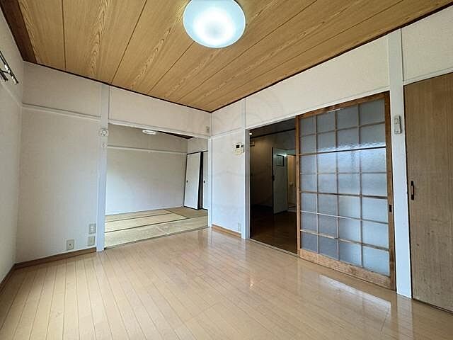 寝室