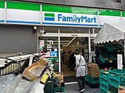 ファミリーマート上目黒二丁目店 徒歩2分。 140m