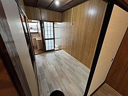 居間