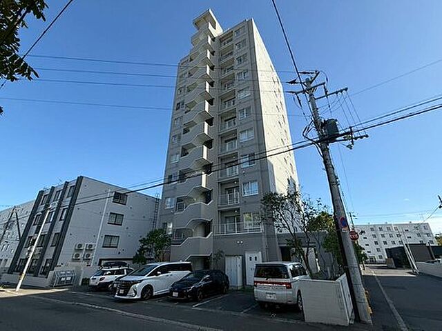 外観 札幌市営東豊線 月寒中央駅 徒歩8分