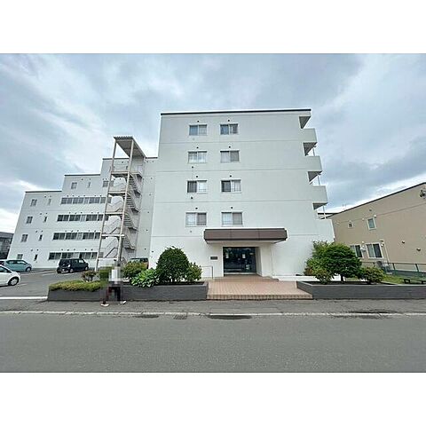 外観 札幌市営東豊線 月寒中央駅 徒歩7分