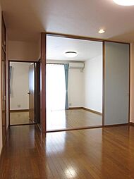 居間