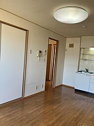 フローラルコート　Ｂ 202 2階2DKのリビング/ダイニング