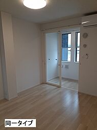 カーサ・コルーテ南 104 1階1LDKのリビング/ダイニング